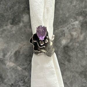 Sterling Silver Ring with Amethyst